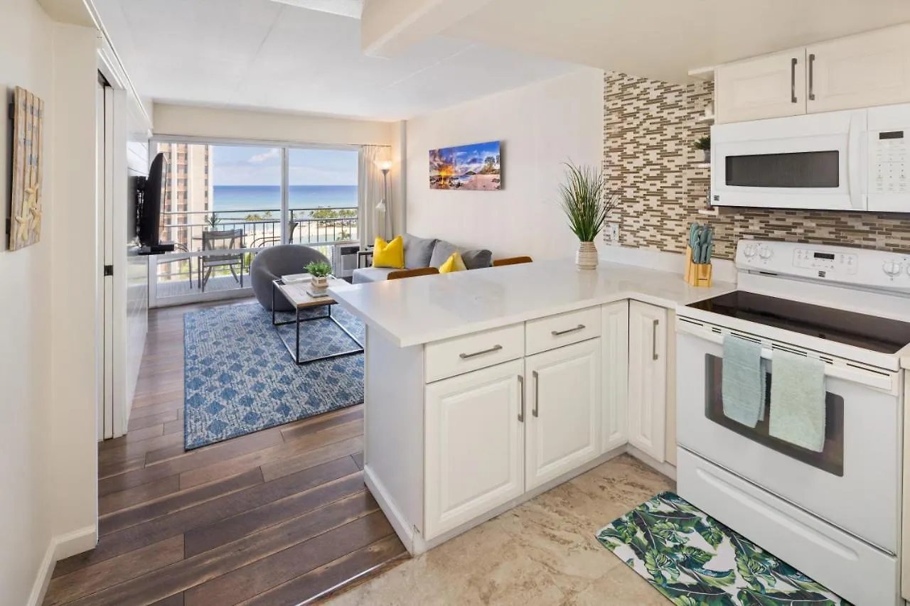 Ilikai Collection 4- Amazing Views, Beachfront. Honolulu 0*,